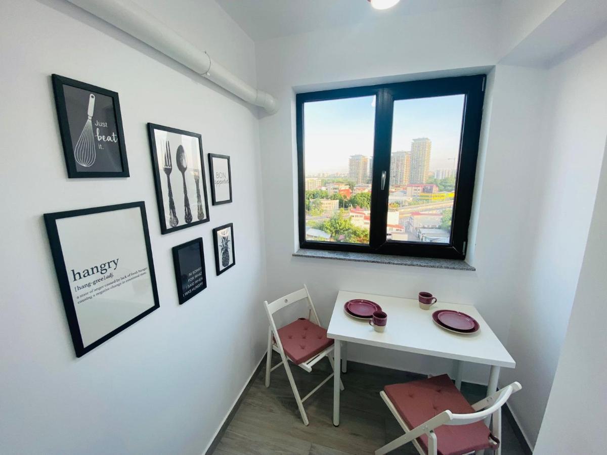 Soho Apartment - City View With Rooftop Garden Bukurešť Exteriér fotografie